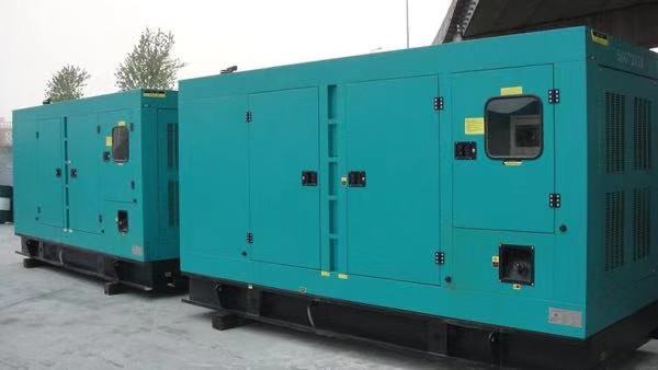 绥化康明斯400kw大型柴油二手发电机组
